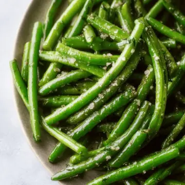 Buttery Garlic Green Beans