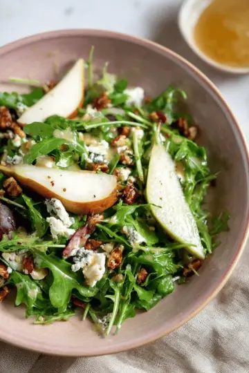 Arugula Salad with Pears and Goat Cheese
