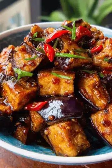 Sticky Garlic Eggplant 红烧茄子