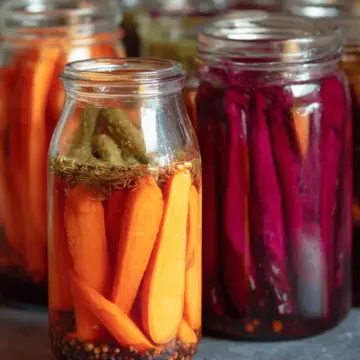 Refrigerator Pickled Vegetables
