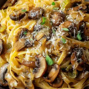 Caramelized Leek and Mushroom Gruyere Pasta