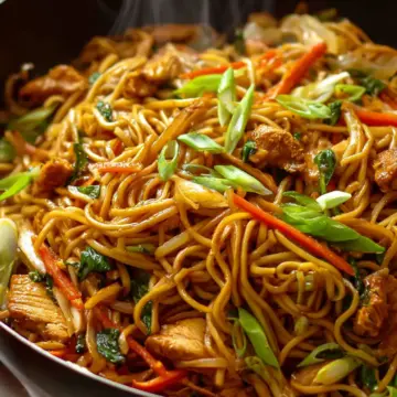 Chicken Chow Mein {Quick Recipe}