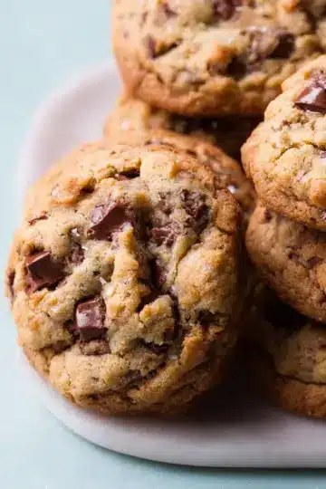Levain Bakery Chocolate Chip Cookies