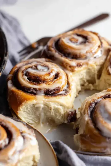 Quick Sourdough Discard Cinnamon Rolls