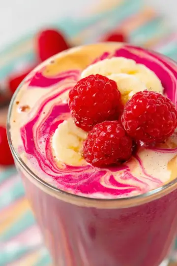 Raspberry Banana Swirl Smoothie