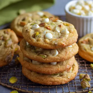 Pistachio White Chocolate Chip Cookies Recipe