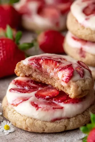 Strawberry Cheesecake Cookies